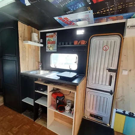 木屋 Caravane Look Dolce Climatisee Gaudreville-la-Riviere