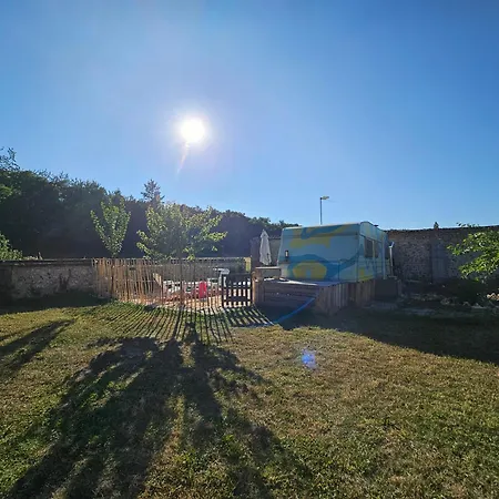 木屋 Caravane Look Dolce Climatisee Gaudreville-la-Riviere